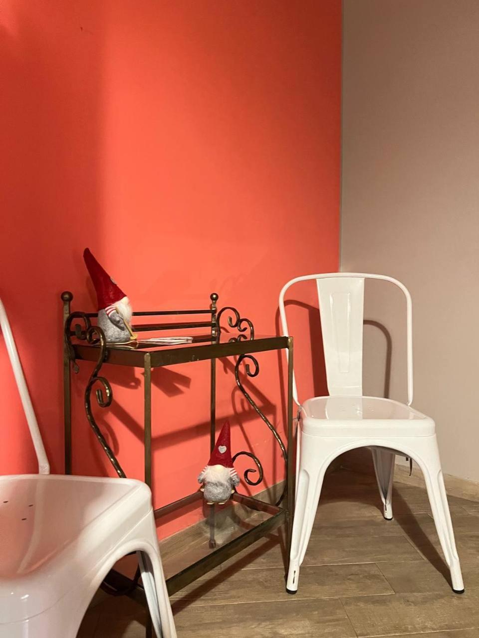 Moonlight Hostel Львов Экстерьер фото